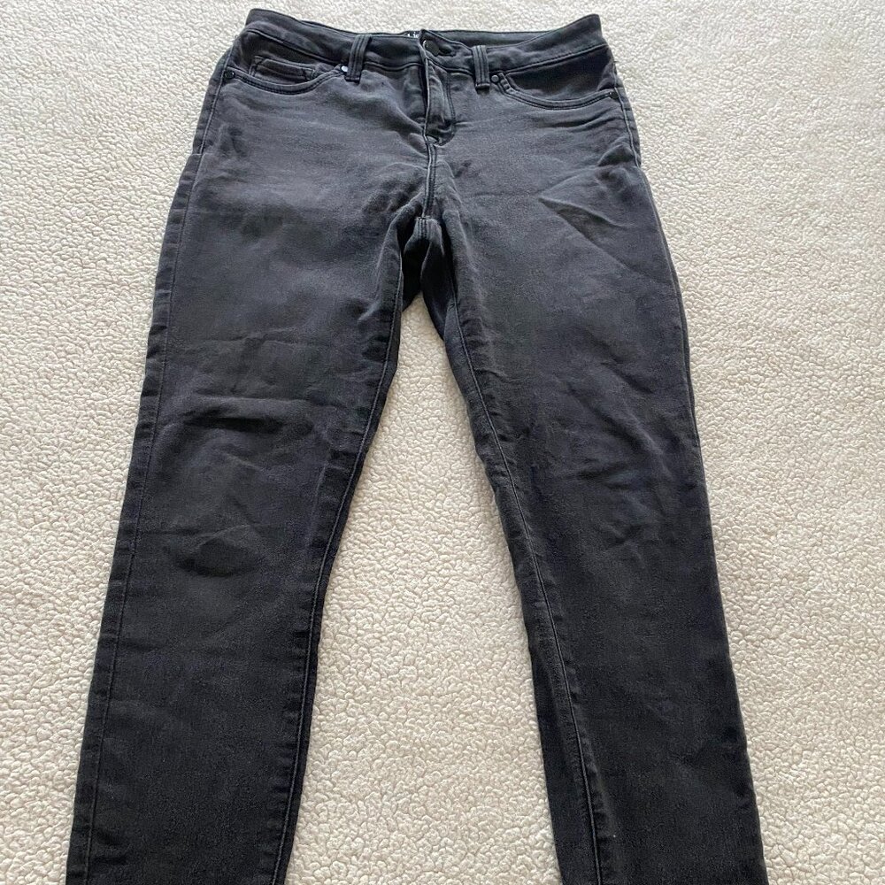 D. Jeans, Black, Skinny Jeans, Size 4